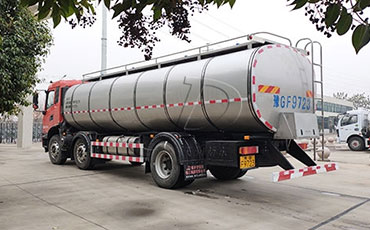 鲜奶运输车 提供高效、安全的鲜奶